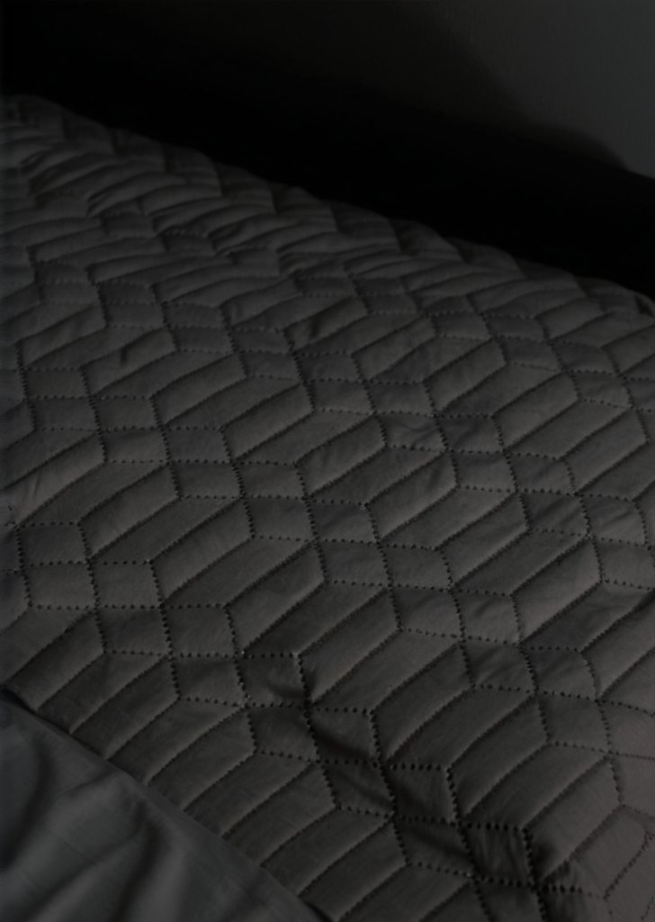 Czarna poszwa na kołdrą - obrazek 2