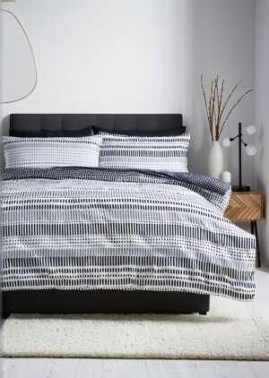 Zestaw pościeli w czarne kropki
