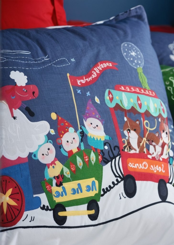 Granatowy zestaw poszewek na kołdrą świąteczne elfy - obrazek 2