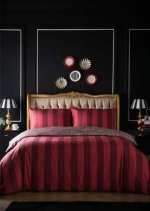 Zestaw czerwonych poszewek na kołdrą Laurence Llewelyn-Bowen Festivo Circus Stripe