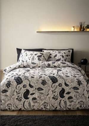 Zestaw dwustronnych poszewek na kołdrą w kolorze czarnym Zaczarowana czarownica