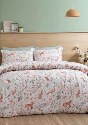 Zestaw dwustronnych poszewek na kołdrą Zaczarowane zwierząta zmierzchu w kolorze liliowym