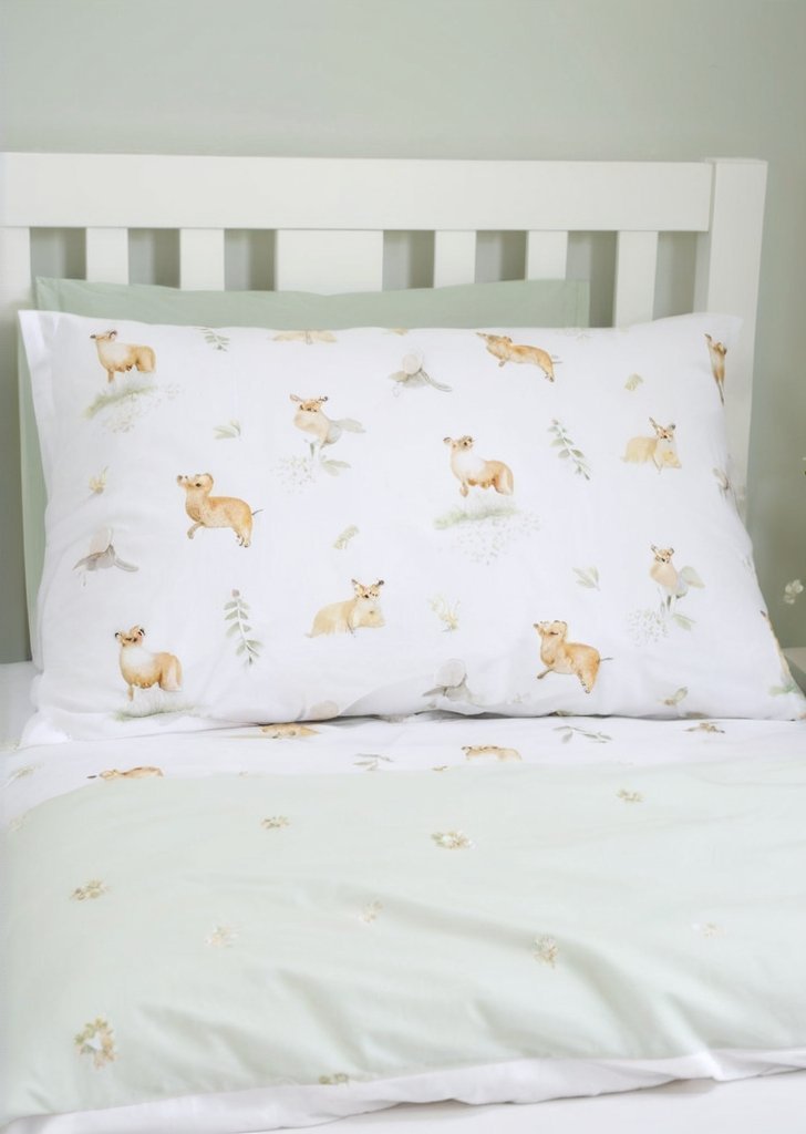 Bianca Fine Linens Mini Moo Krowa Dwustronna bawełniana poszwa na kołdrą w kolorze białym - obrazek 3